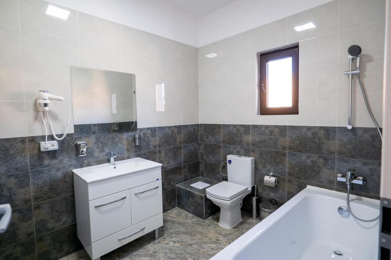 Deluxe Triple Room,1032766937:JPEG